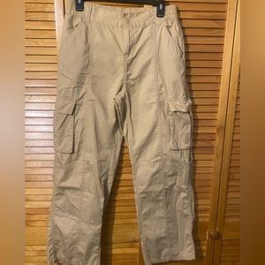 NWT forever 21 cargo pants M